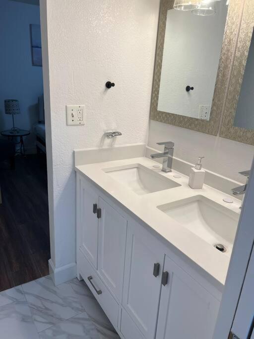 Sequoia Villa バイセイリア エクステリア 写真